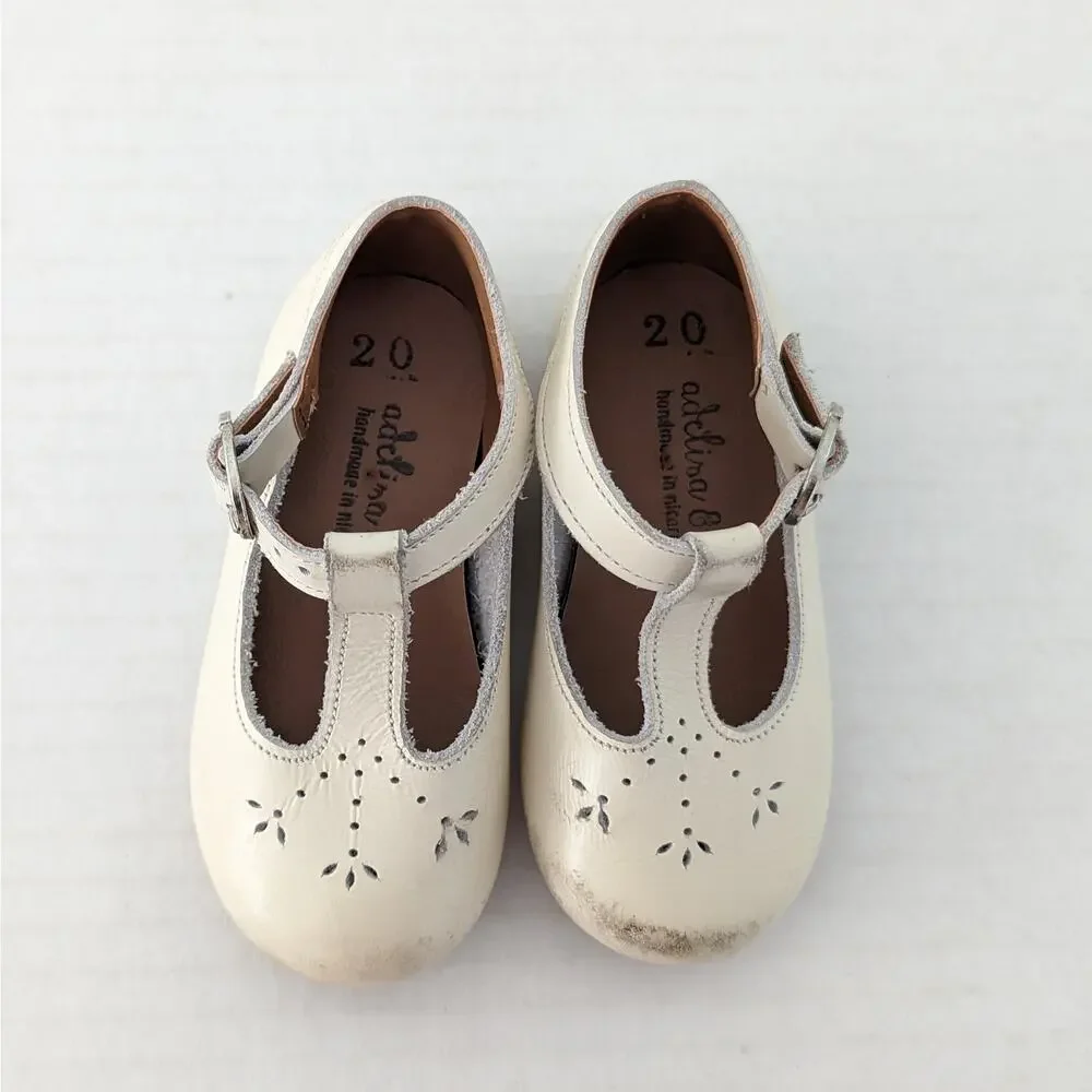Adelisa & Co. Cream Catarina Mary Jane Size 20/5 Leather Hard Sole Shoes